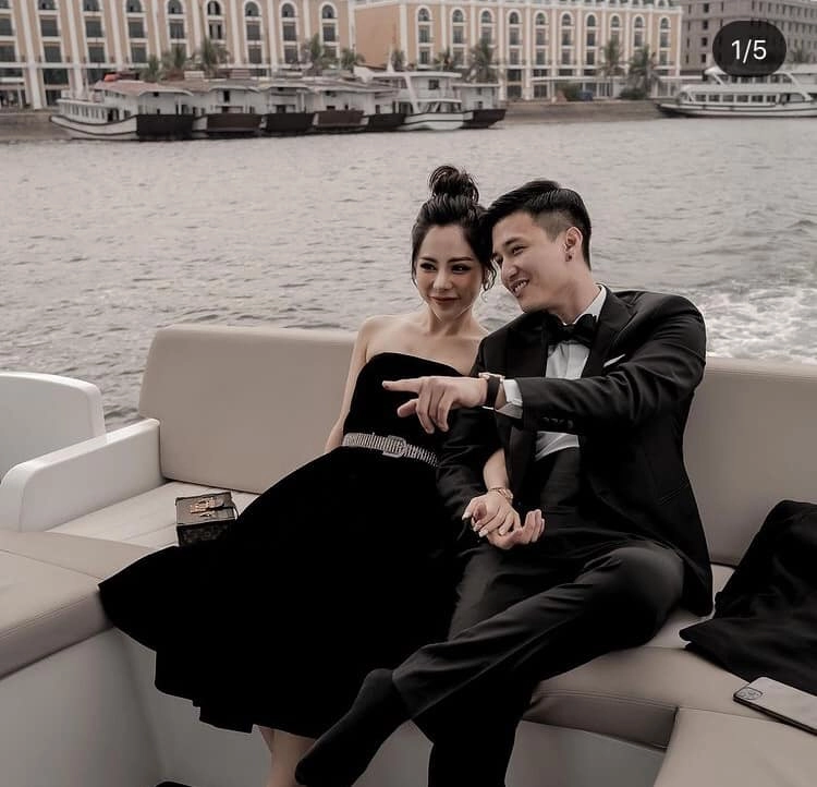 Nữ mc xinh nhất nhì vtv làm mẹ đơn thân gợi cảm được trai tân kém 6 tuổi mê đắm - 6