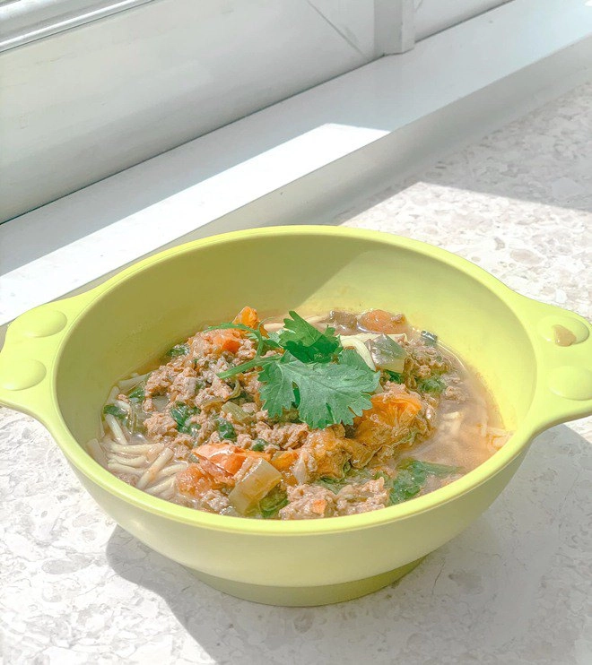Sau 2 năm lan khuê lần đầu khoe cận mặt quý tử gia tộc nghìn tỷ - 5