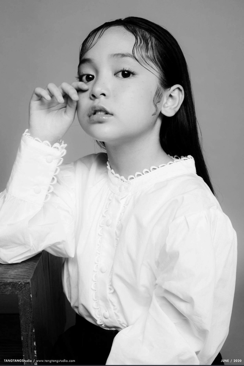 Vân trang thương ngày nắng về là mẫu nhí xinh như búp bê thần thái ngày càng thăng hạng - 15