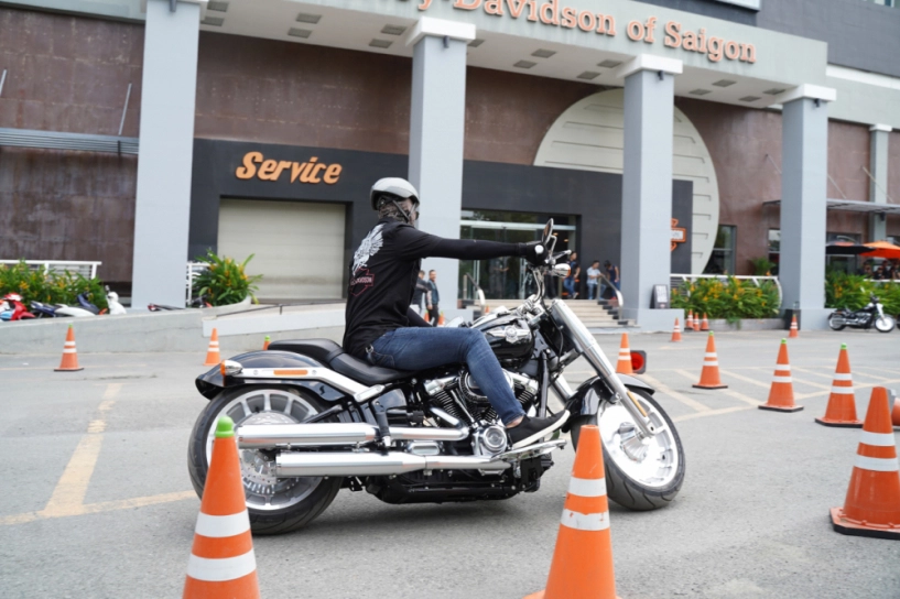 Anh em chơi xe harley-davidson hội tụ đông đảo trong ngày tập huấn kỹ năng lái xe an toàn - 14