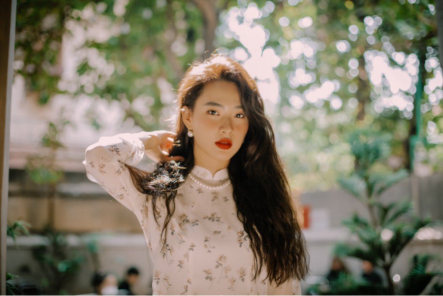 Cả vbiz xúng xính áo dài đón tết vân trang thương ngày nắng về chưa thương nhớ bằng cẩm đan - 9