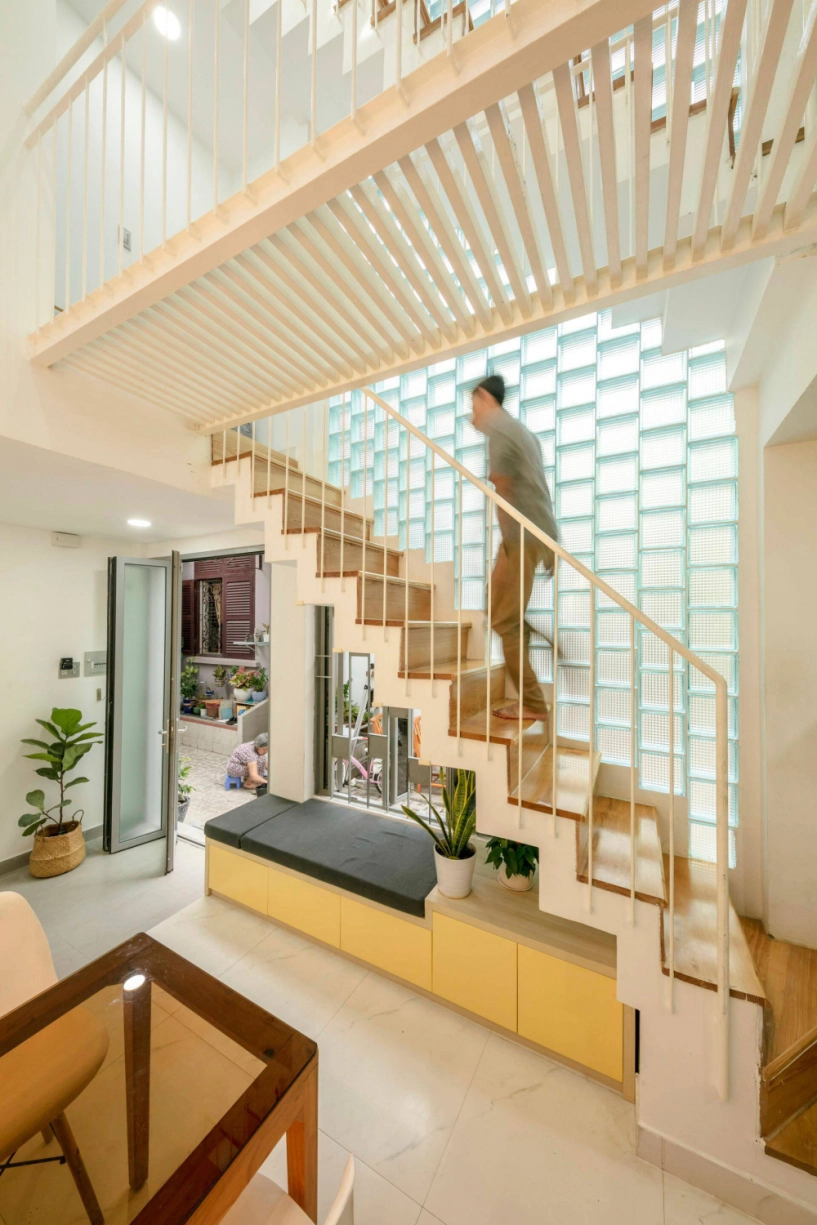 Các mẫu cầu thang gỗ hiện đại năm 2022 nhà nhỏ hay to đều ứng dụng dễ dàng - 15