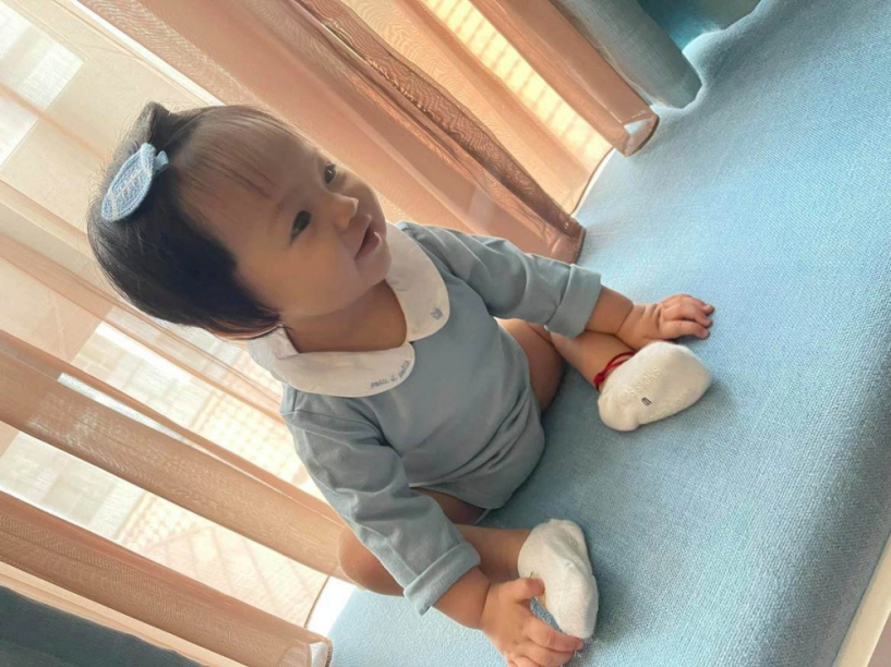 Chập chững biết đi thế lực nhí nhà cường đô la đã diện đồ tạo dáng cực chuyên nghiệp - 15