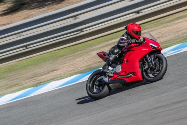 Ducati panigale v2 2020 sẽ ra mắt tại malaysia với giá dưới 680 triệu vnd - 10