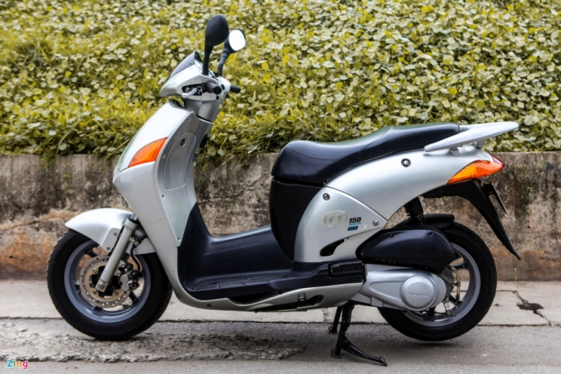 Honda 150 hét giá 100 triệu dd cũ chào giá gấp đôi - 3