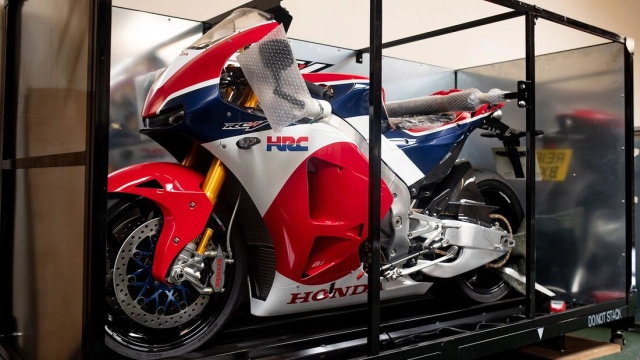 Honda rc213v-s hoàn toàn mới vừa được bán đấu giá với giá cao nhất từ trước đến nay - 1