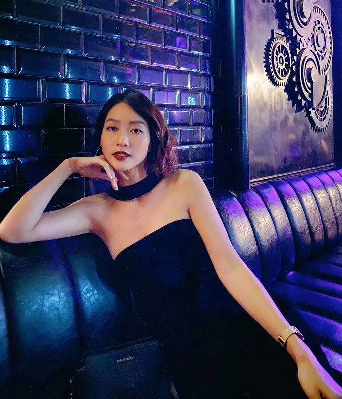 Khi gái xinh vũ trụ vtv lên đồ đi bar bảo thanh vượt mặt quỳnh nga khả ngân - 1