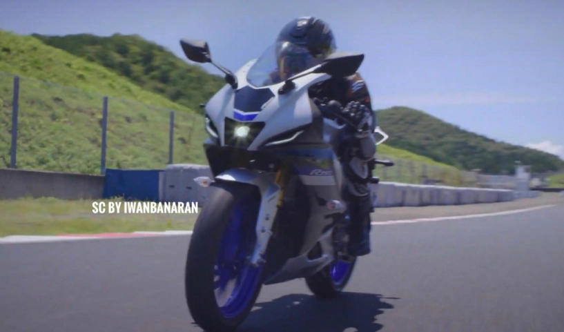 Lộ diện hình ảnh của yamaha r15 v4 mới trang bị quickshifter traction control - 7