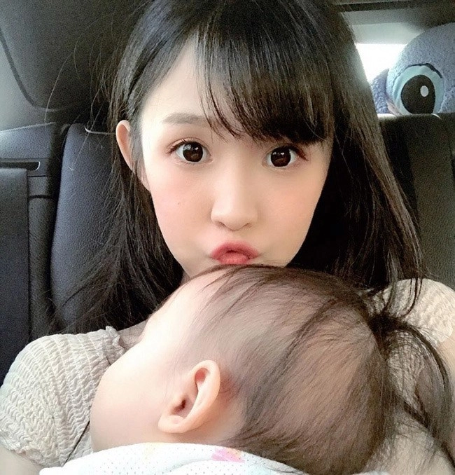 Mặt học sinh thân hình phụ huynh hotgirl gây tiếc nuối khi đã làm mẹ 2 con - 7