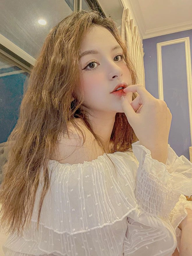 Nữ dv quỳnh búp bê có bầu xấu xí đẻ xong liềnđược đại gia gạ vì quá nóng bỏng - 10
