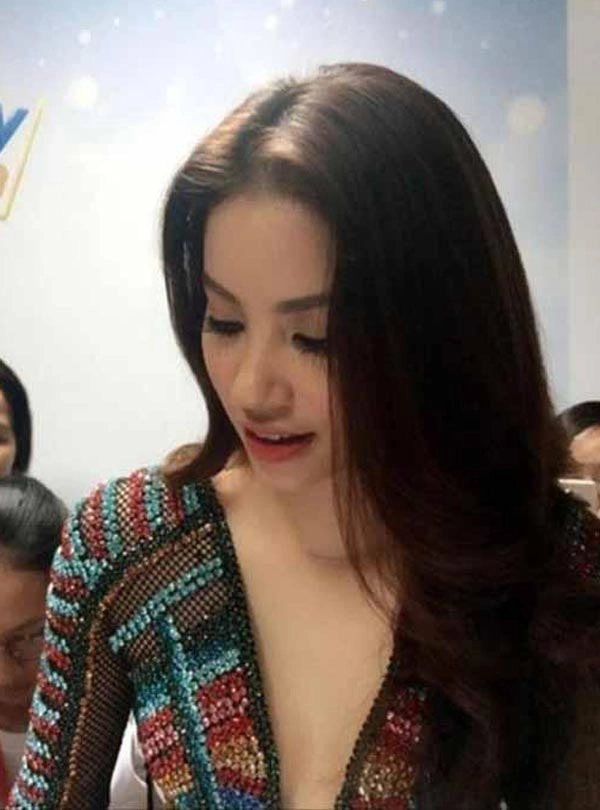 Phạm hương có ảnh chất lượng thấp nhưng nhan sắc chất lượng cao - 8