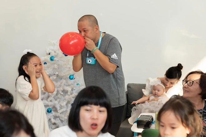 Phạm quỳnh anh quang huylàm sinh nhật cho con sau 3 năm ly hôn cùng chụp ảnh gia đình - 19