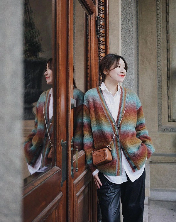 Phối sơmi với 4 kiểu áo khoác này thời trang công sở cuối năm của nàng sẽ đẹp xuất sắc - 12