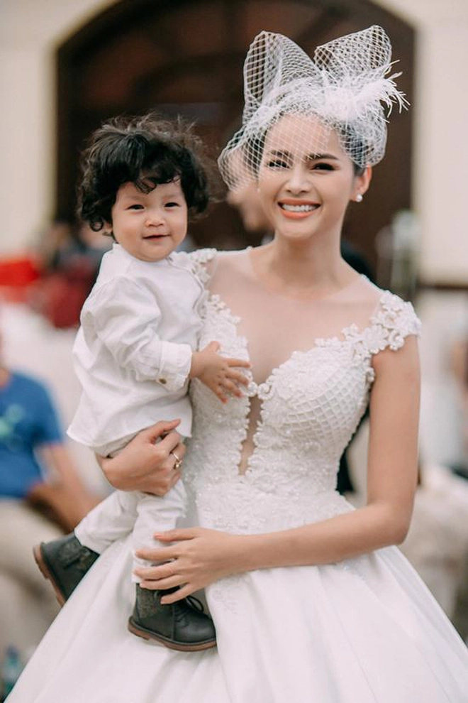 Thân thúy hà á hậu diễm châu làm mẹ đơn thân âm thầm sinh thêm con đứa trẻ quá xinh - 3