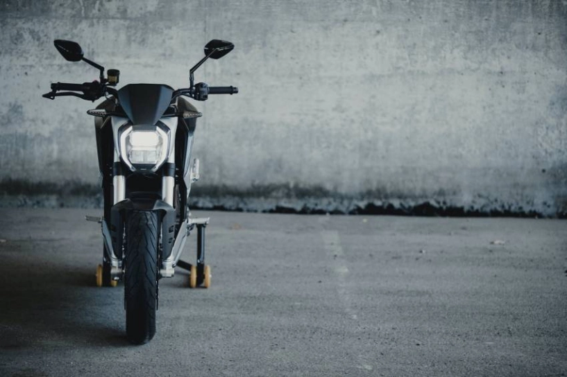 Zero motorcycles quickstrike mẫu mô tô điện với số lượng giới hạn - 2