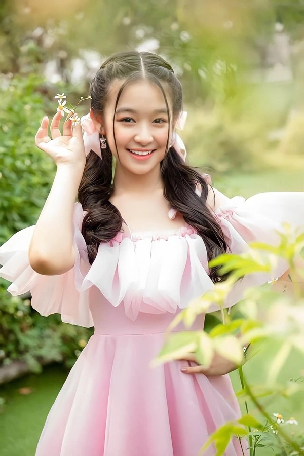 Bộ sưu tập phụ kiện tóc của sao nhí bảo ngọc các mẹ lưu ngay dể sắm cho con gái - 13