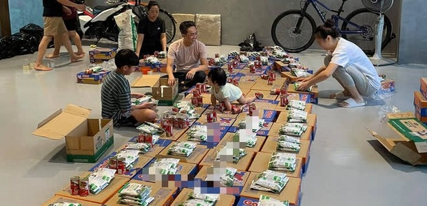 Cậu ấm cô chiêu cứu trợ mùa dịch subeo giúp cường đôla phát mì con lệ quyên vác bình oxy - 3