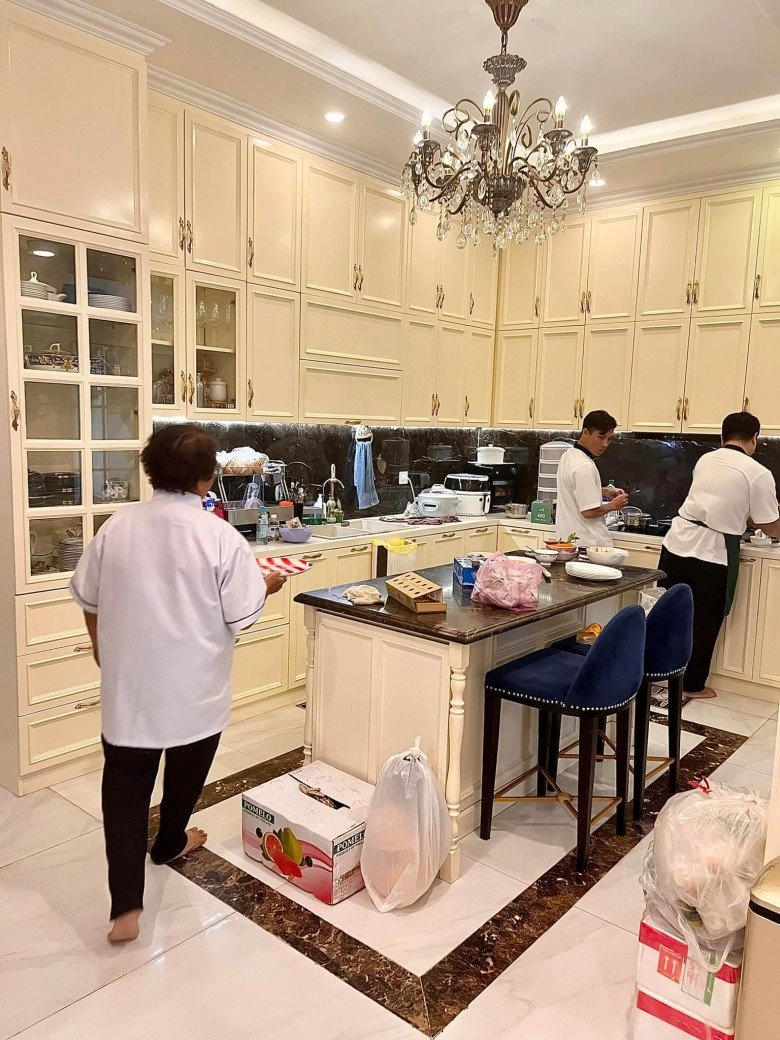 Đại gia quận 7 đoàn di băng khoe thực đơn gia đình11 mónngày liền bị nói con ăn thế mà vẫn gầy - 3