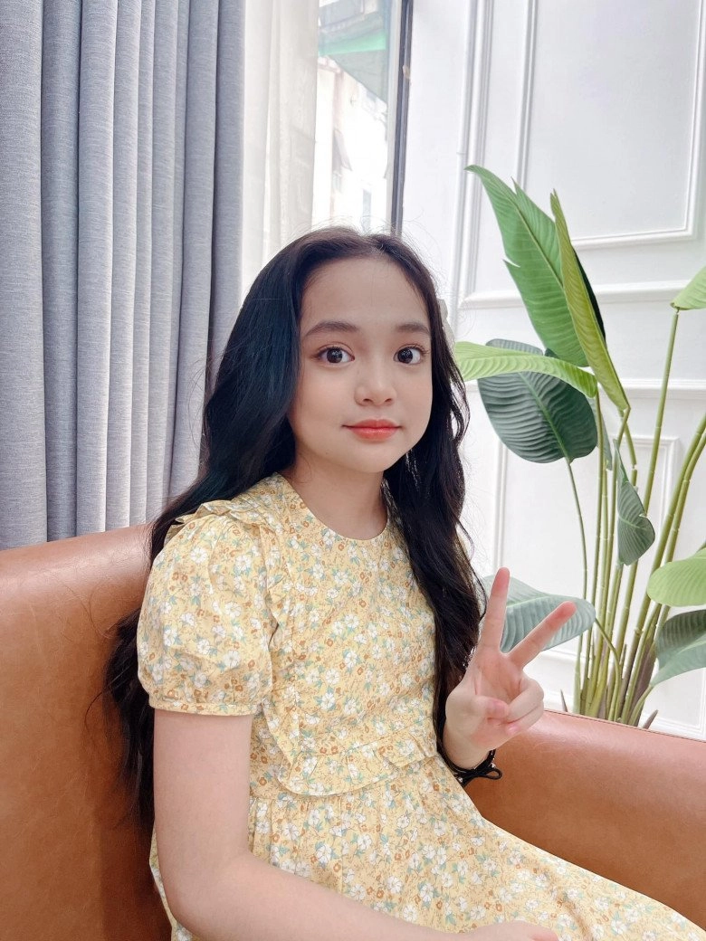 Diễn viên nhí hot nhất vtv ngoài đời giản dị không phấn son lên sàn diễn cân mọi layout makeup - 9