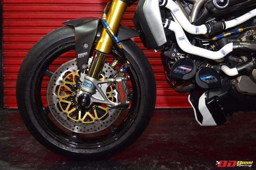 Ducati monster 1200s độ lôi cuốn trong thân hình trắng trẻo - 12