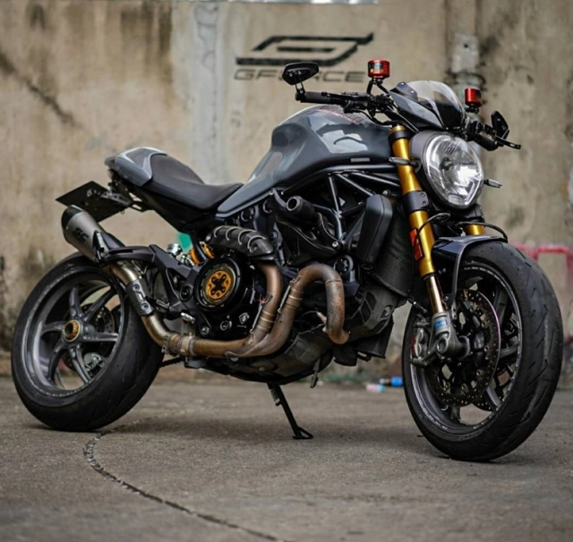 Ducati monster 821 độ gây cấn trong diện mạo xám xi-măng - 10