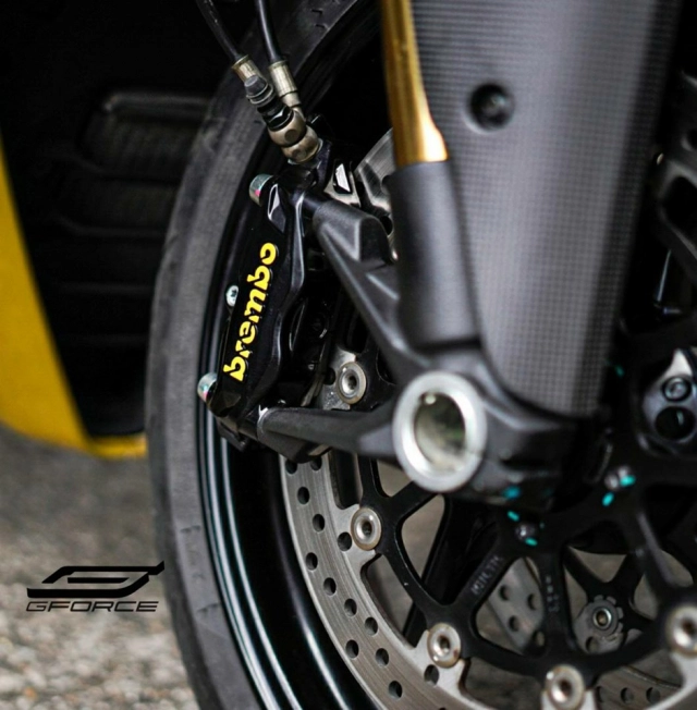 Ducati supersport 939 độ nổi bật với phong cách hoàng tộc - 5