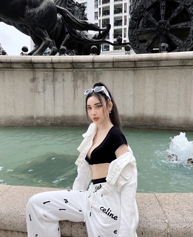 Găp gơ hoang ha anh - ngươi mâu anh va fashionista đa tai - 3