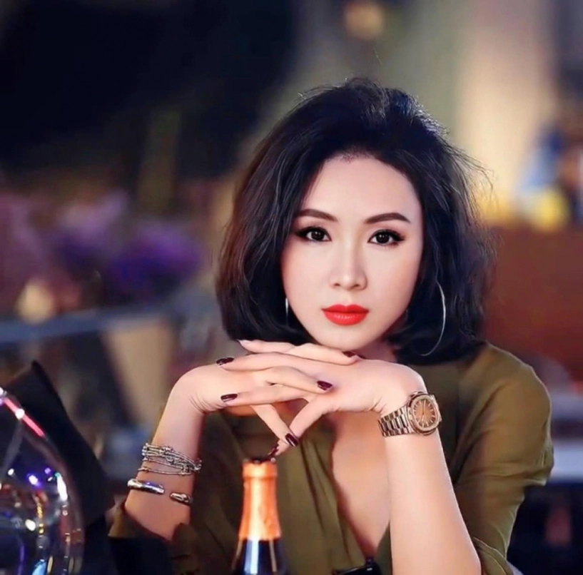 Hiếm hoi hồng diễm hoạ mặt thành bad girl quầy bar sang chảnh hồng đăng liền vào bóc phốt - 3