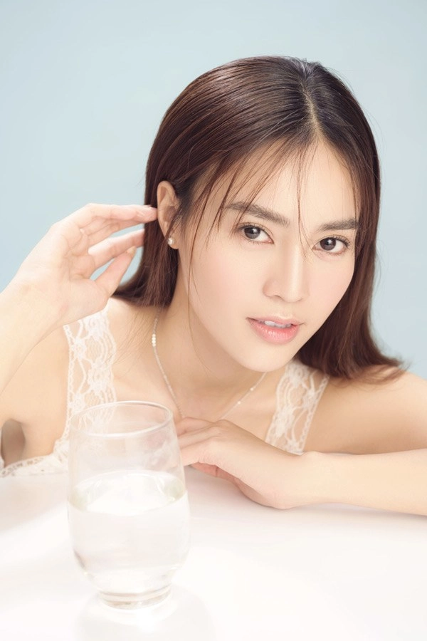 Lan ngọc khoe mặt mộc hoàn hảo nhưng vẫn không giấu được điểm yếu này - 12