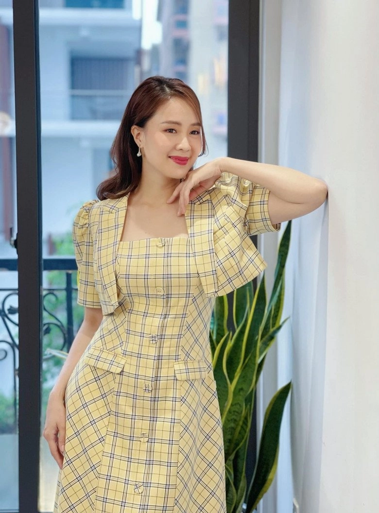 Lên phim mới hồng diễm vẫn không thoát vai công sở mặc bộ nào bộ nấy đều đẹp mê - 9