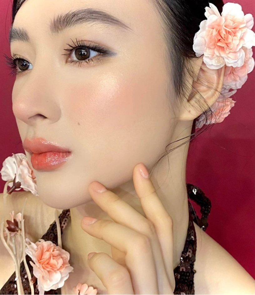 Mốt kẻ mắt mới toanh đầu năm dành cho team vụng về quan trọng là không cần căn đuôi mắt - 8