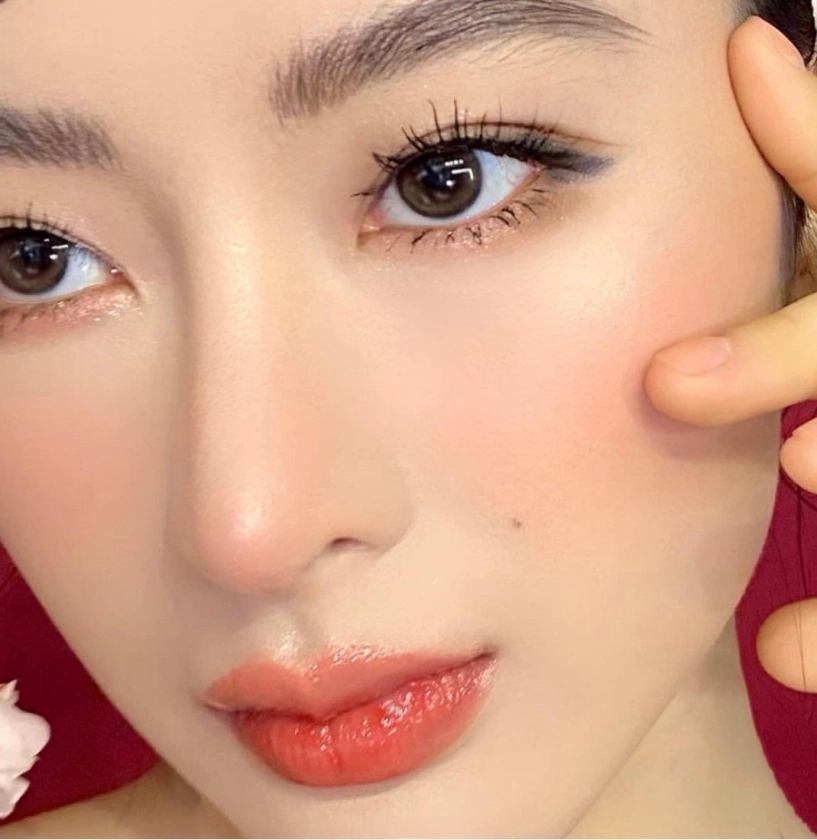 Mốt kẻ mắt mới toanh đầu năm dành cho team vụng về quan trọng là không cần căn đuôi mắt - 9