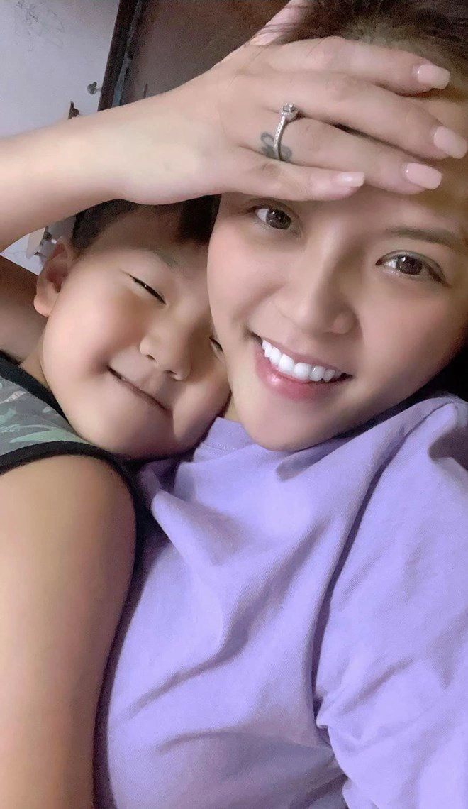 Thu quỳnh buồn vì nhớ con khiphải đi quay hương vị tình thân những ngày giãn cách - 2