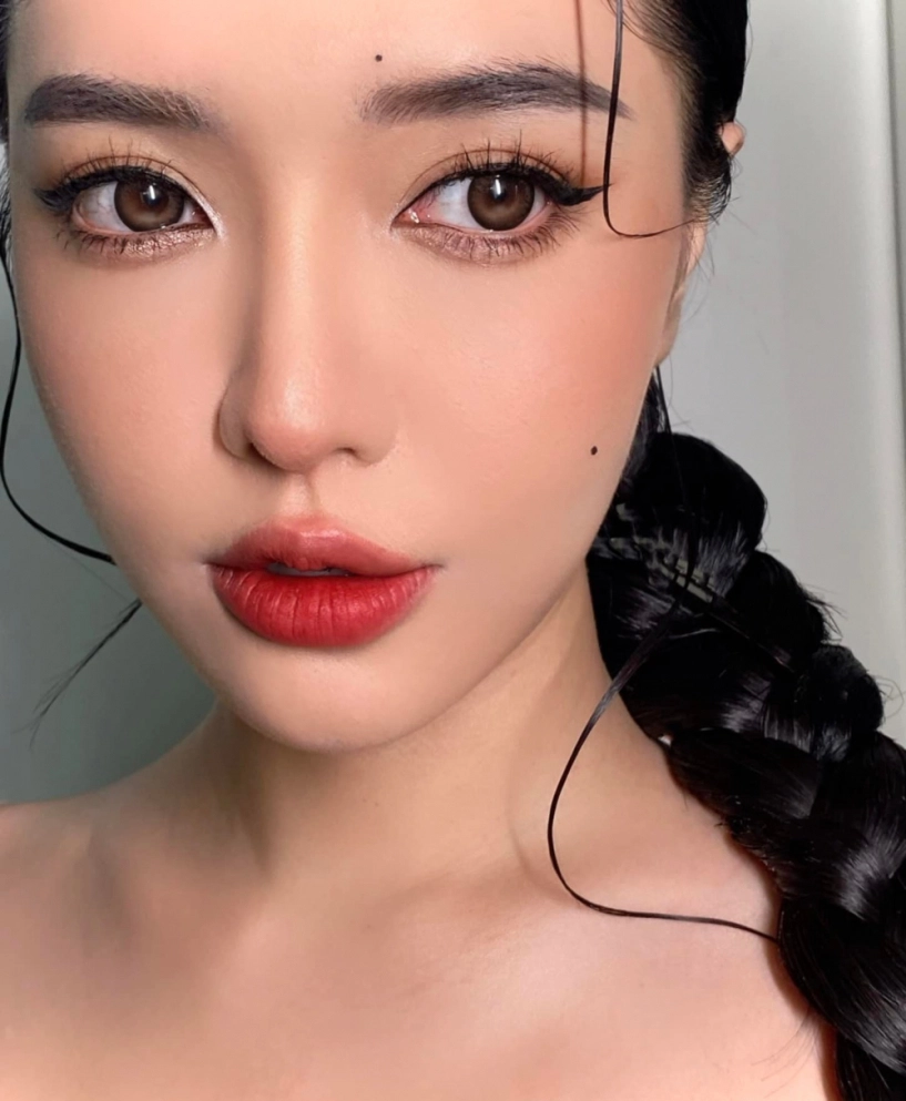 Valentine đánh mắt như bích phương và trương quỳnh anh mắt to chớp chớp quà về đầy tay - 5