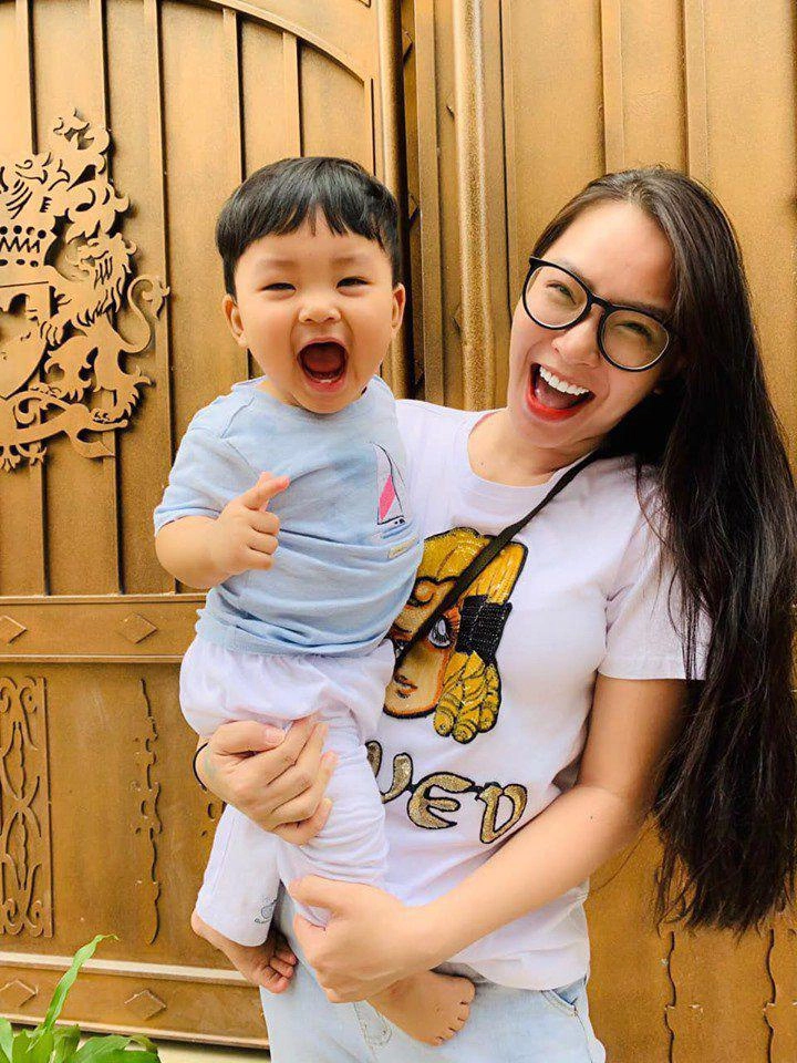 Diện mạo bụ bẫm đáng yêu của 2 nhóc tì vbiz được bố mẹ cho ăn chay trường từ bé - 12