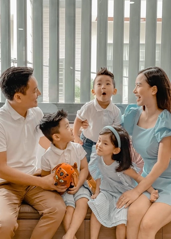Diện mạo bụ bẫm đáng yêu của 2 nhóc tì vbiz được bố mẹ cho ăn chay trường từ bé - 13
