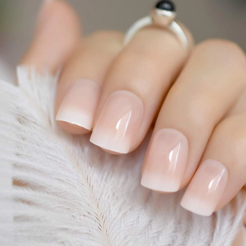 Gọi tên những bộ nail đẹp cho học sinh giúp nàng thêm phần trẻ trung xinh xắn và năng động - 1