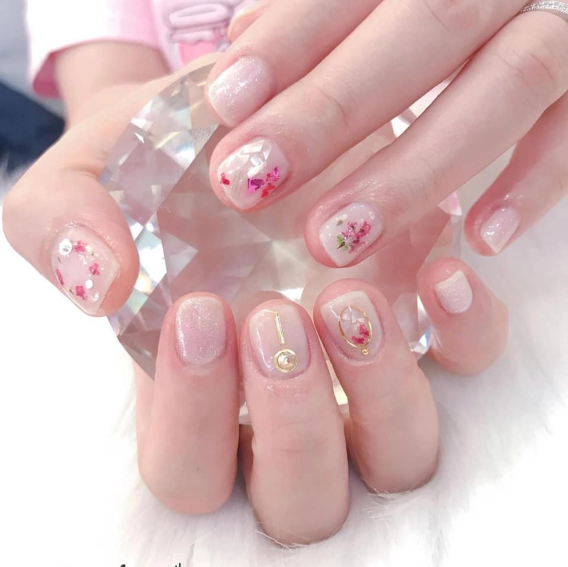 Gọi tên những bộ nail đẹp cho học sinh giúp nàng thêm phần trẻ trung xinh xắn và năng động - 4