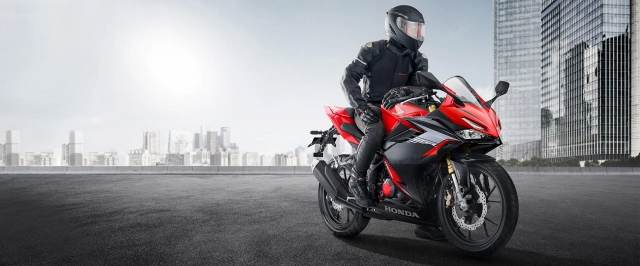 Honda cbr150r - mẫu sportbike 150cc đáng mua nhất phân khúc hiện nay - 1