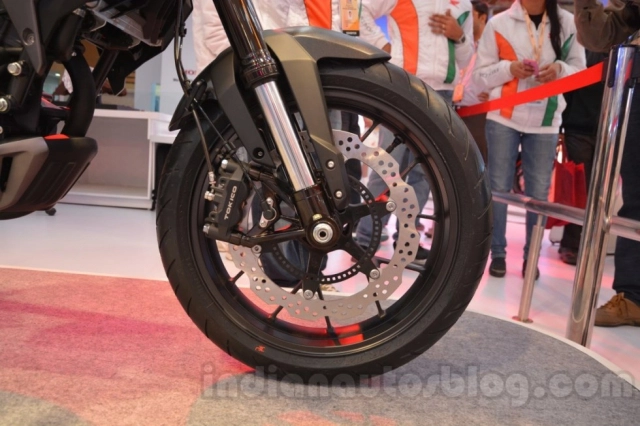 Honda đang phát triển một chiếc nakedbike 200cc hoàn toàn mới - 4