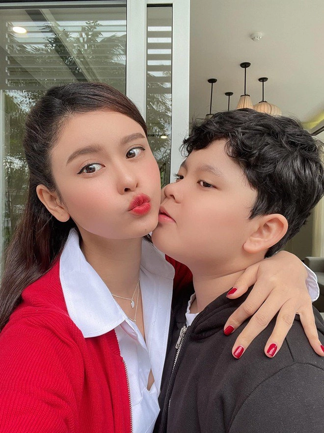 Làm mẹ đơn thân ngày càng đẹp quyến rũ trương quỳnh anh bị hỏi sao cứ mãi một mình - 10