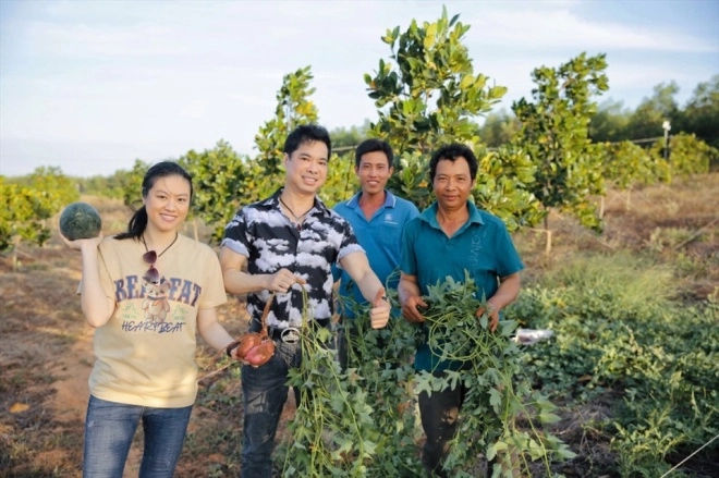 Lo cho mẹ hết sạch tiền ngọc sơn rời nhà 1000 tỷ mua đất về bình thuận trồng cây - 5