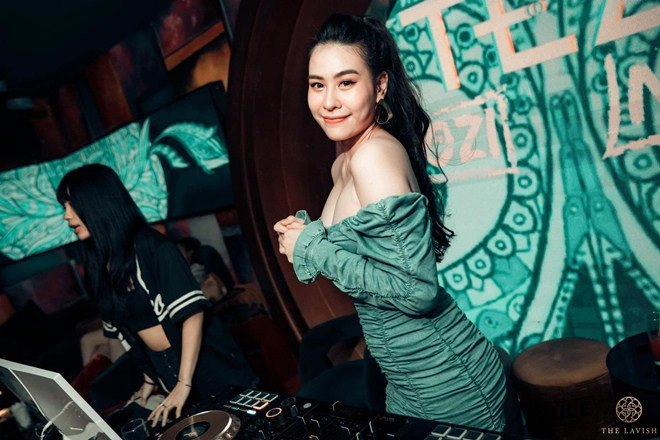 Ngày chăm con tối đi vũ trường cảnh làm mẹ của 3 dj việt nóng bỏng lại quá khác nhau - 12