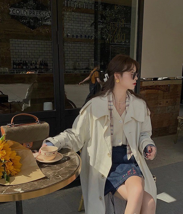 Ngày mùa đông có nắng nàng diện áo trench coat như sao hàn là đẹp miễn bàn - 14