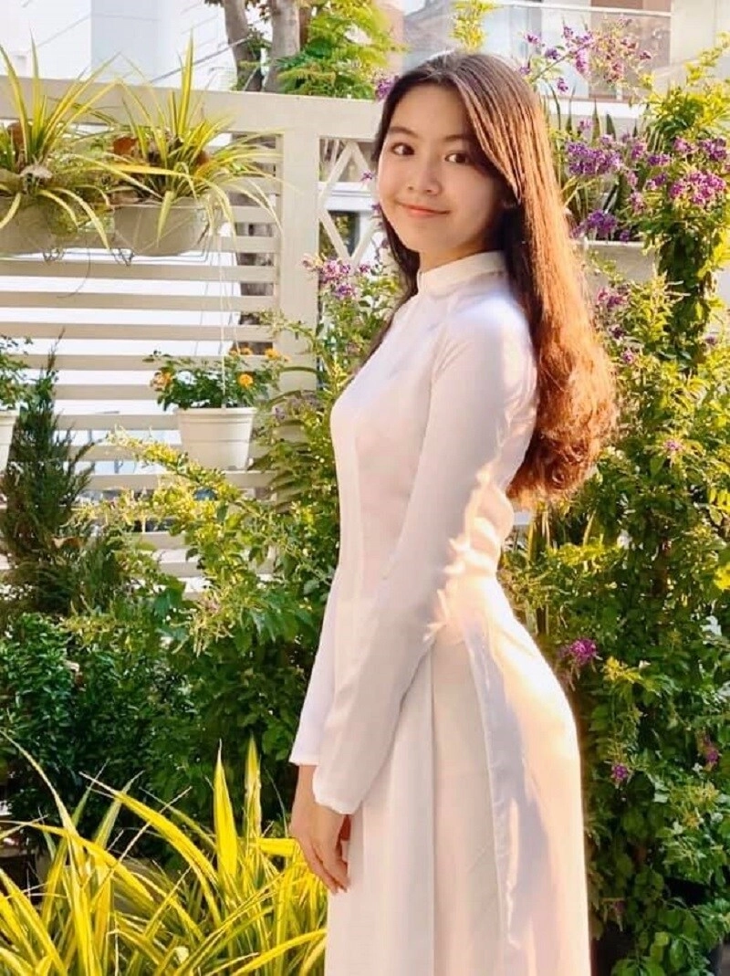 Quyền linh jennifer phạm khéo nuôi con gái mặt xinh chân dài như hoa hậu con trai soái ca 1m8 - 6