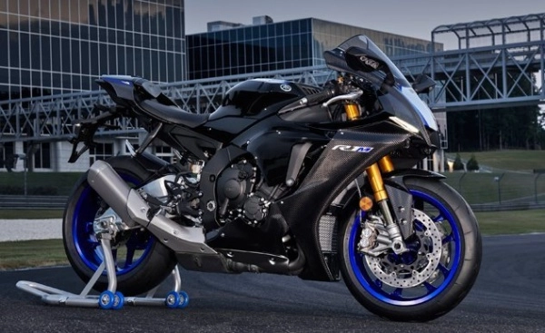 So sánh 4 mẫu superbike 1000cc 2019 ai sẽ xứng đáng là king of sport thế hệ mới - 10
