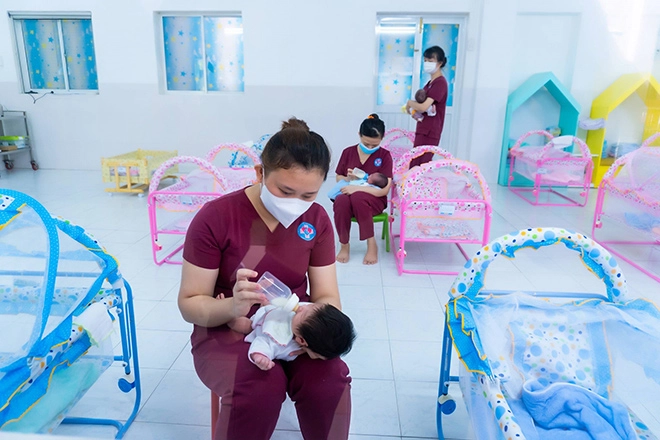Thương lắm sài gòn mùa dịch những em bé chào đời một mình tại bệnh viện - 1