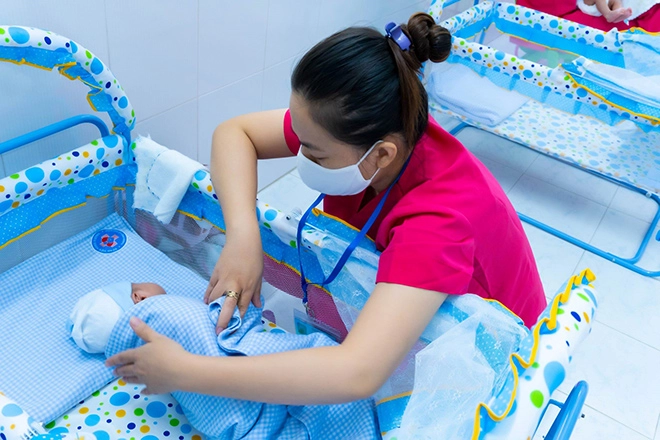 Thương lắm sài gòn mùa dịch những em bé chào đời một mình tại bệnh viện - 2