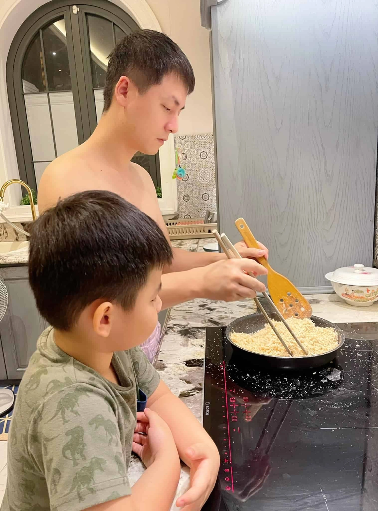 1001 trò chơi cho con khi ở nhà mùa dịch của gia đình hot tiktok đăng khôi thuỷ anh - 17