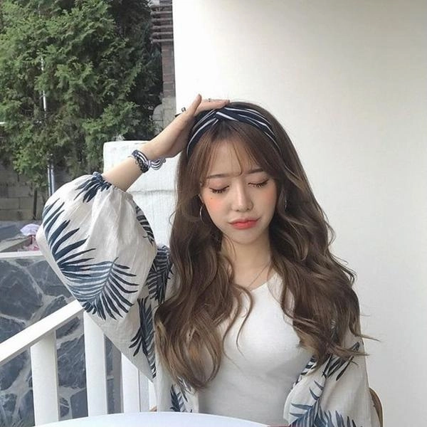 20 kiểu tóc mái thưa đẹp trẻ trung được yêu thích nhất hiện nay - 13